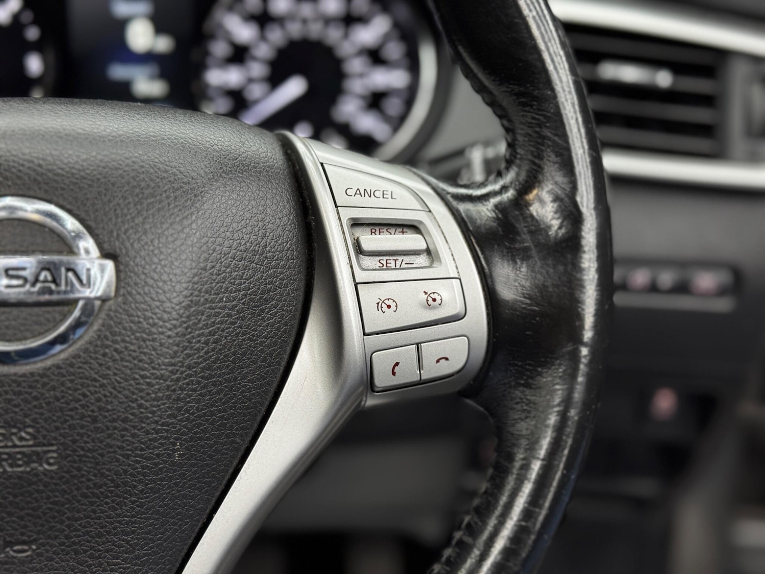 Used Nissan X-Trail for sale - 78170883: Photo 22