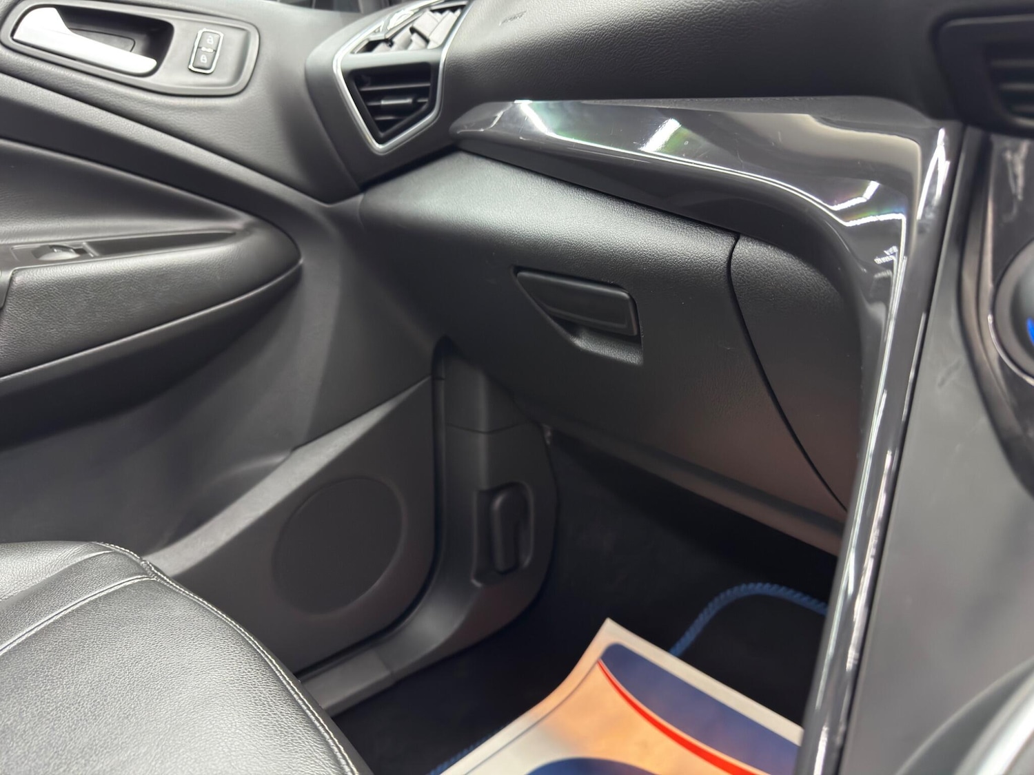 Used Ford Kuga 2015 for sale - 77440215: Photo 35