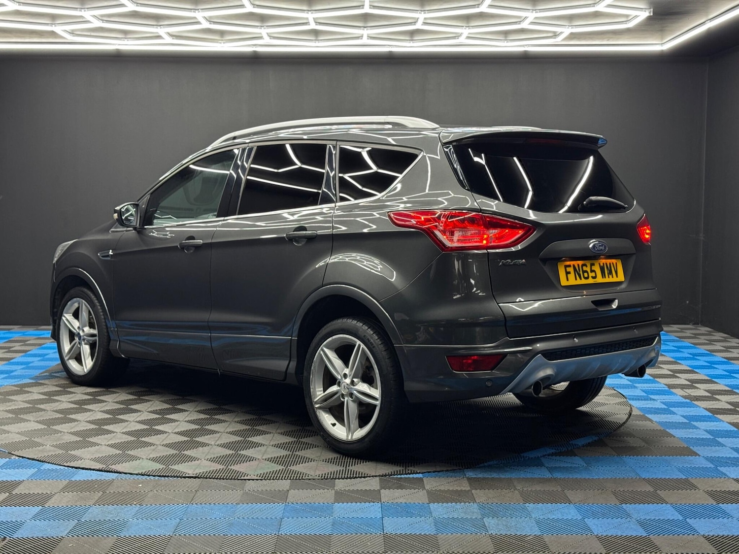Used Ford Kuga 2015 for sale - 77440215: Photo 7