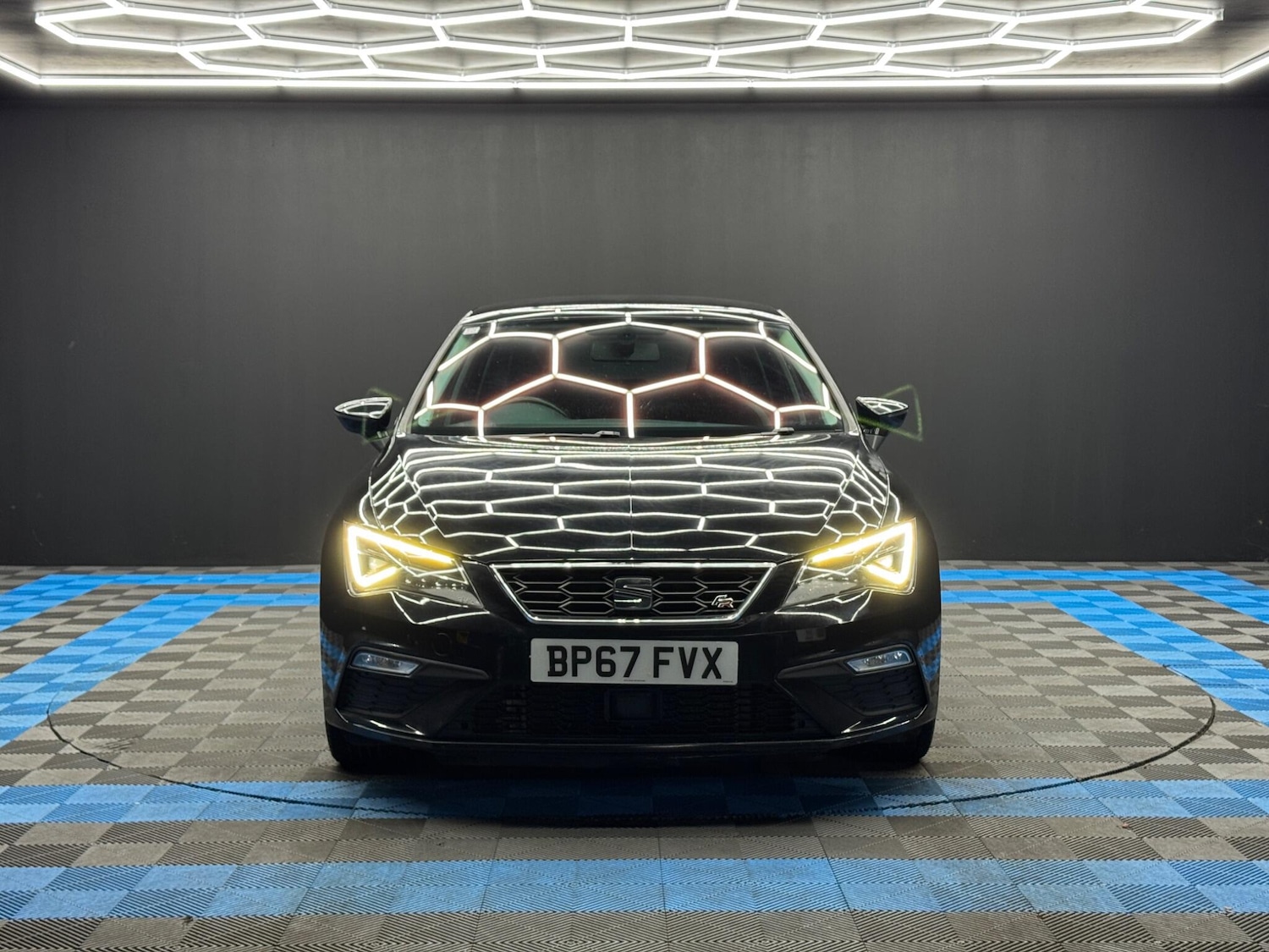 Used SEAT Leon 2018 for sale - 77202866: Photo 2