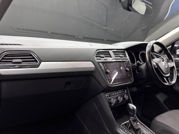 Used Volkswagen Tiguan 2019 for sale - 76041897: Photo 11