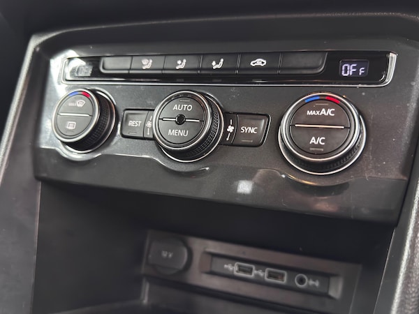 Used Volkswagen Tiguan 2019 for sale - 76041897: Photo 25