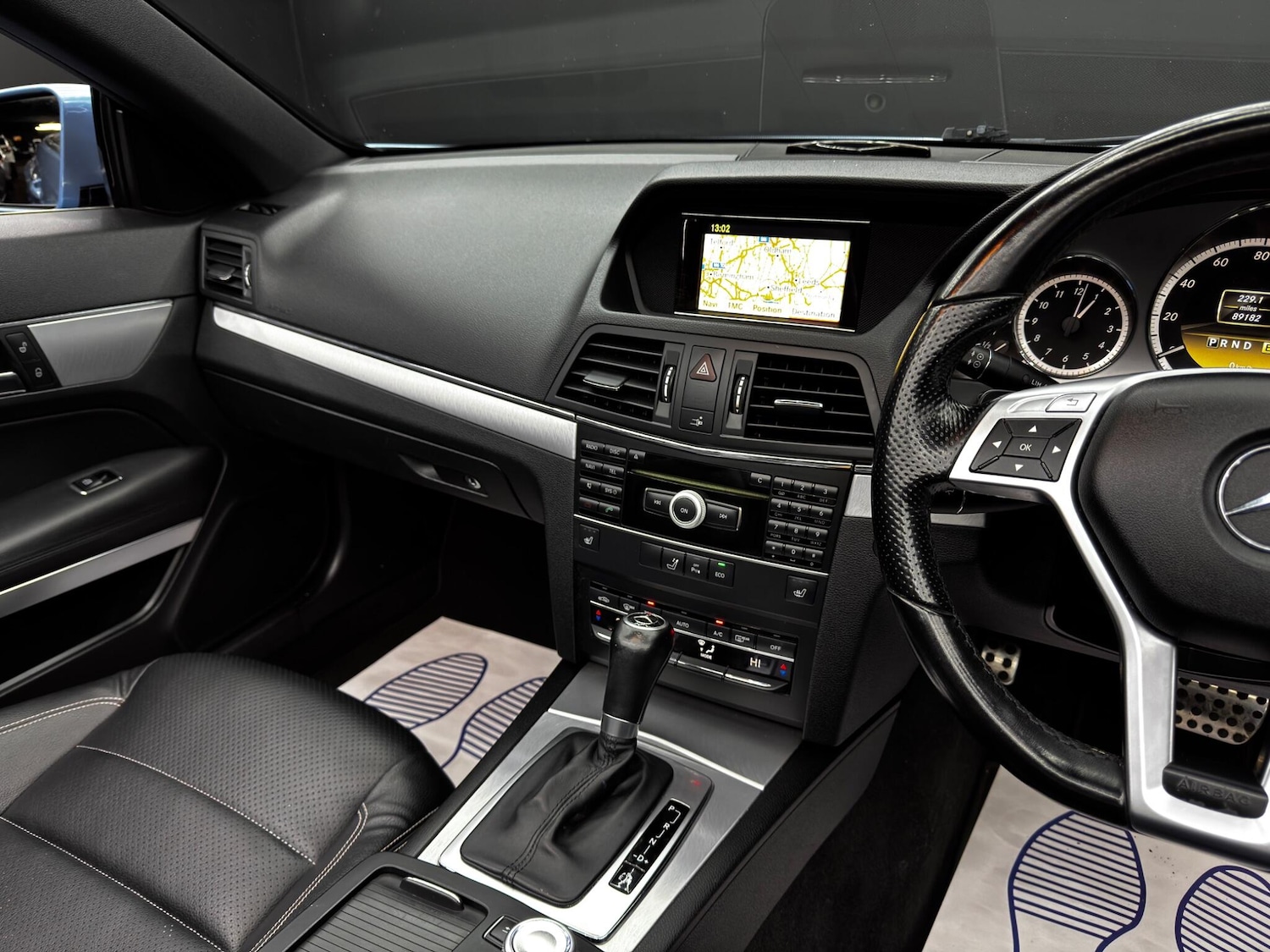 Used Mercedes-Benz E Class 2012 for sale - 76865292: Photo 23