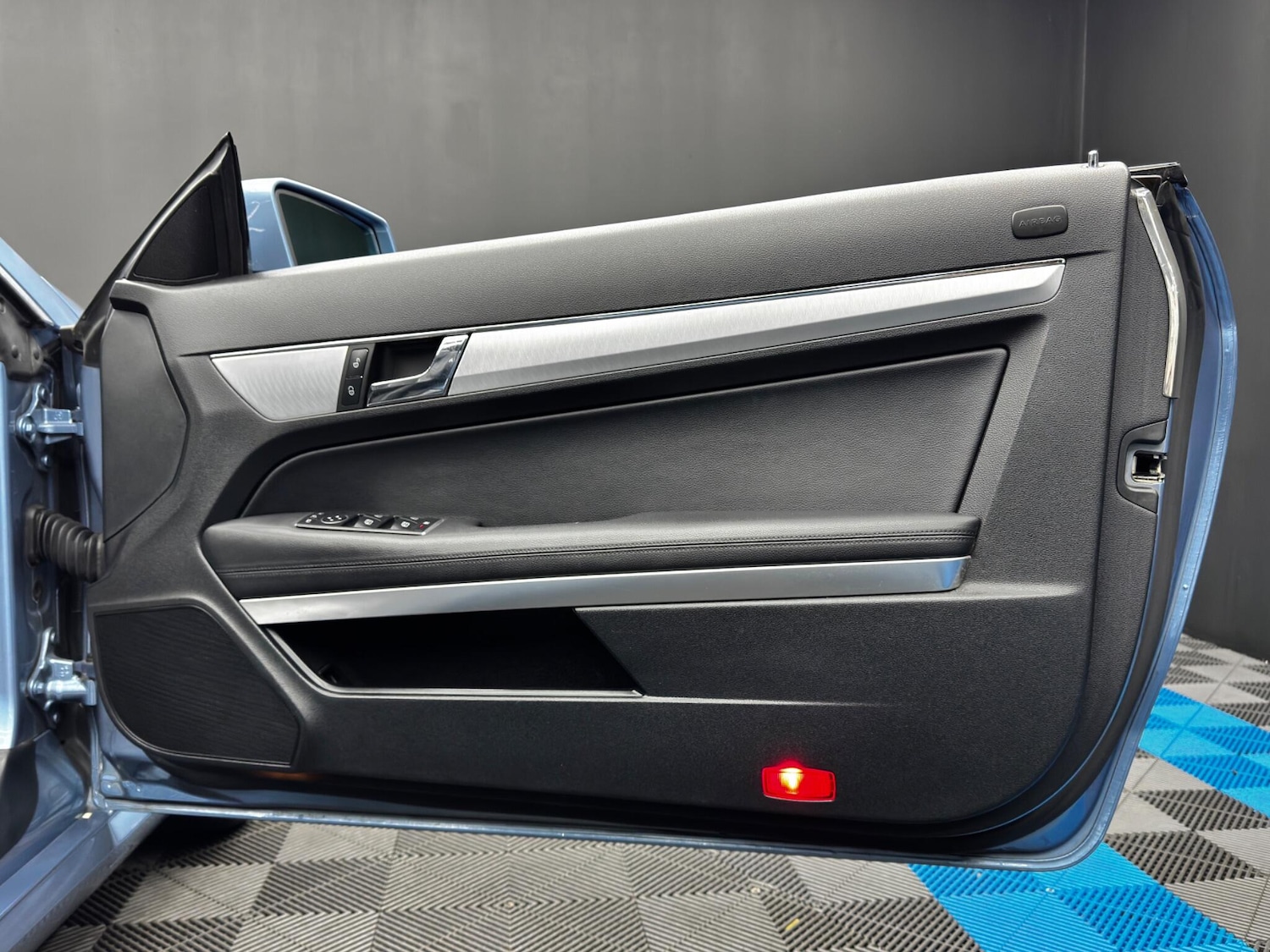 Used Mercedes-Benz E Class 2012 for sale - 76865292: Photo 37