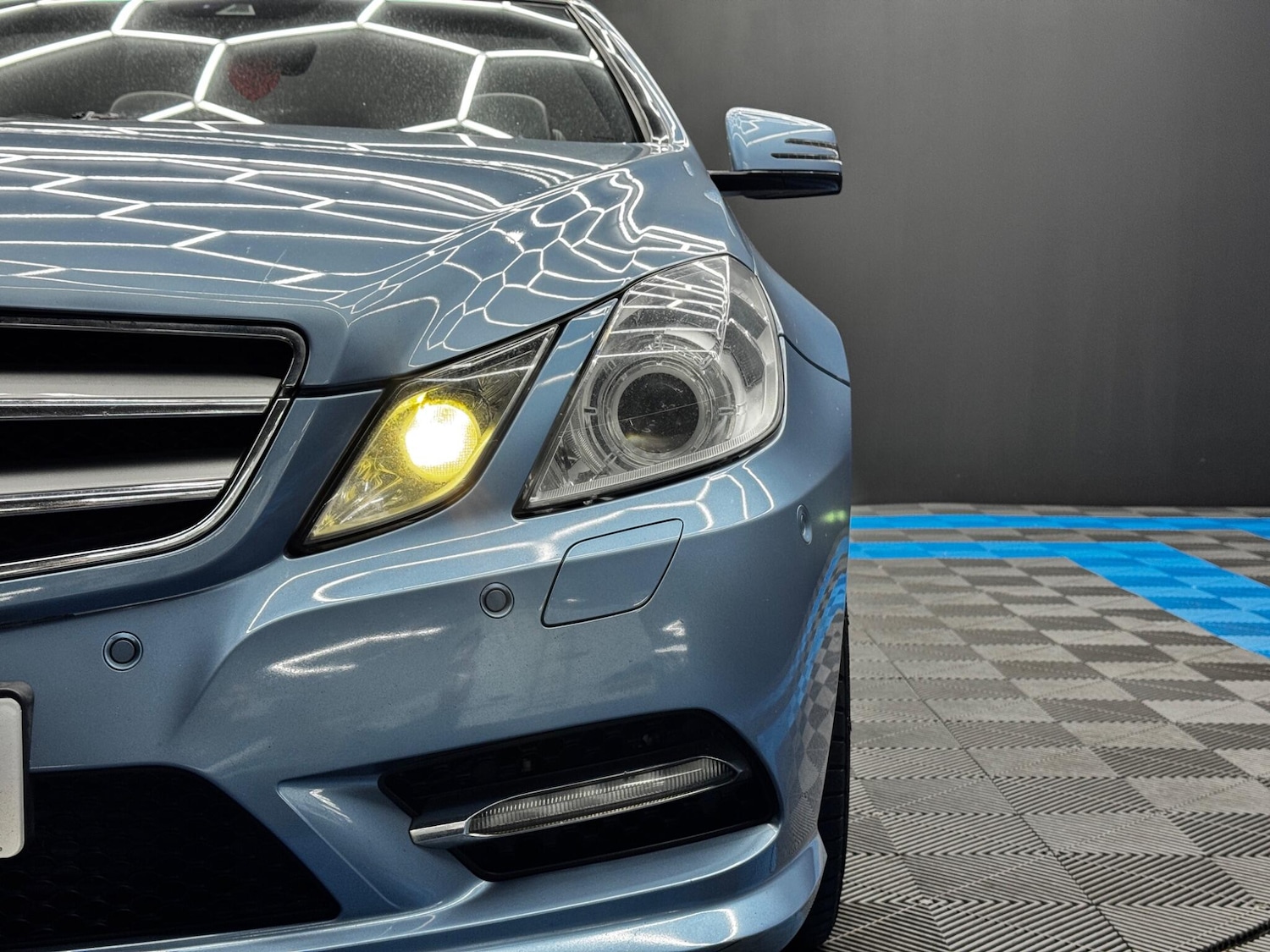 Used Mercedes-Benz E Class 2012 for sale - 76865292: Photo 42