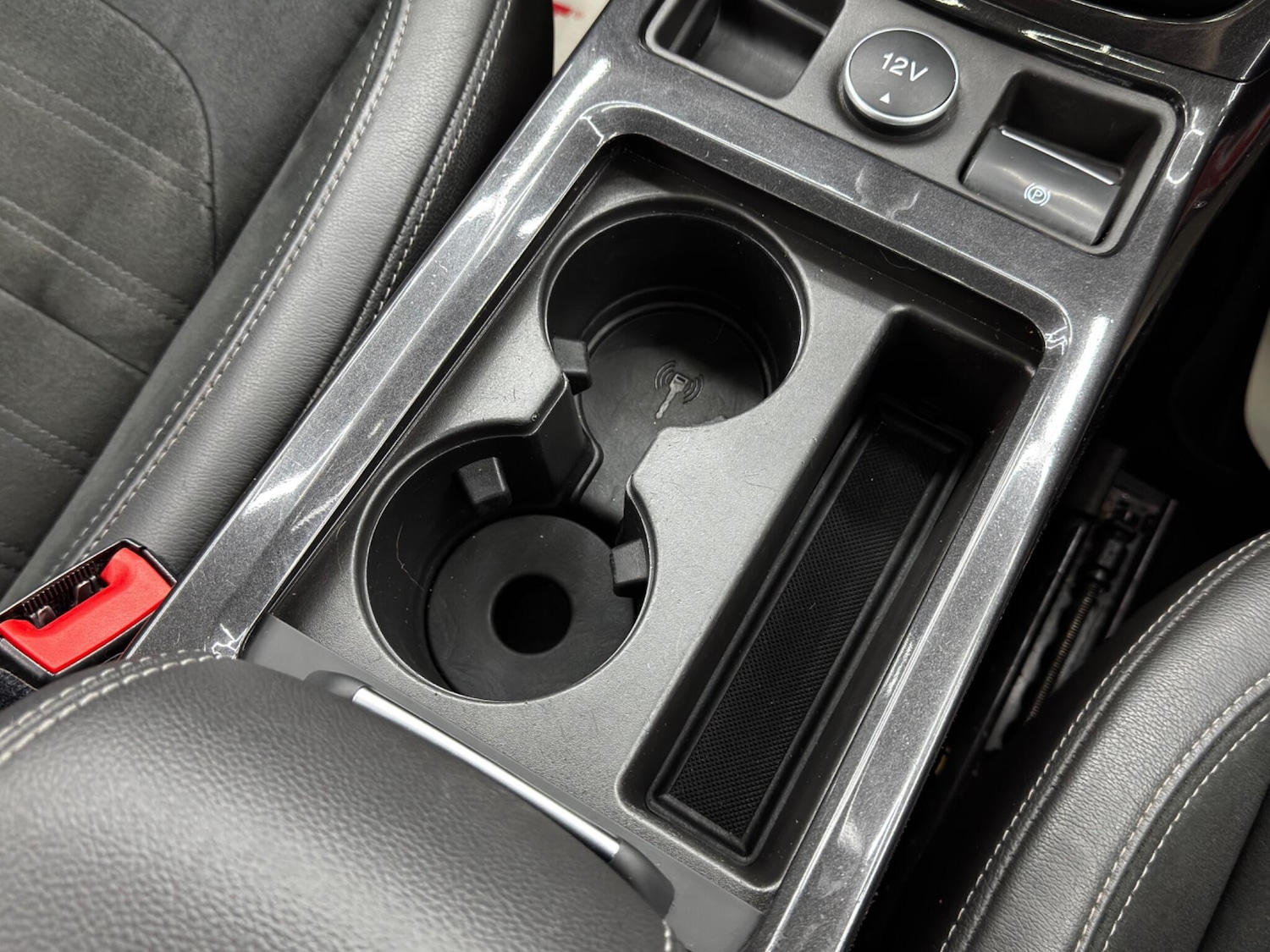 Used Ford Kuga 2017 for sale - 76964593: Photo 24