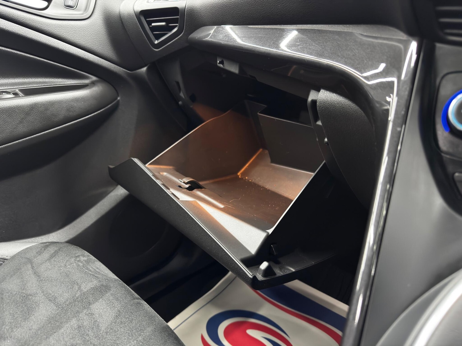 Used Ford Kuga 2017 for sale - 76964593: Photo 37