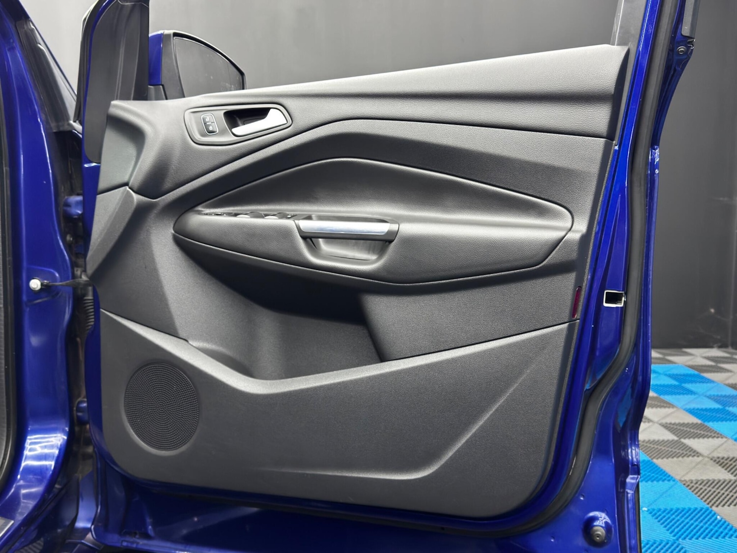 Used Ford Kuga 2017 for sale - 76964593: Photo 39