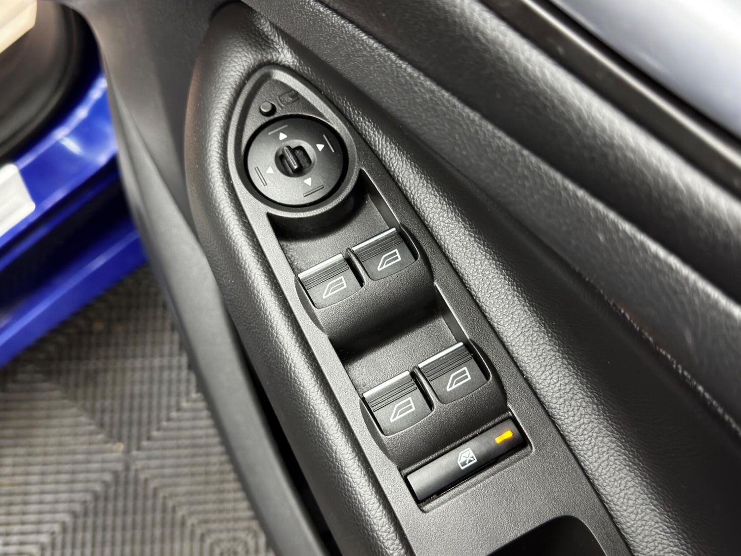 Used Ford Kuga 2017 for sale - 76964593: Photo 41