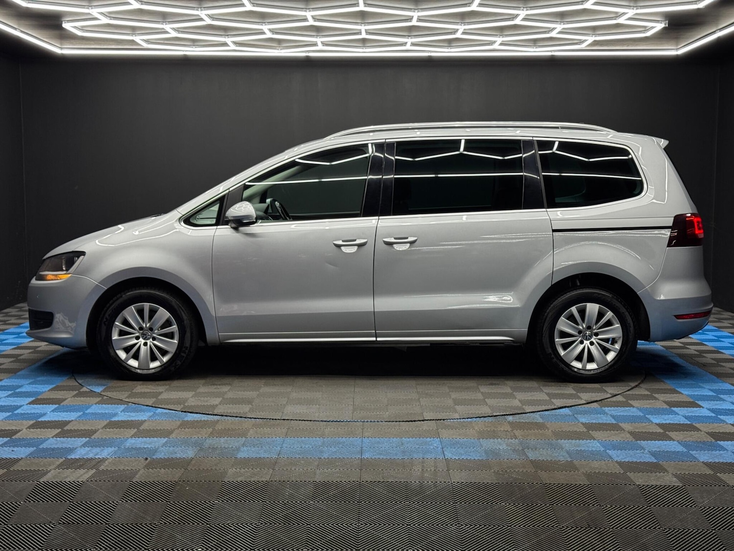 Used Volkswagen Sharan for sale - 77793815: Photo 8