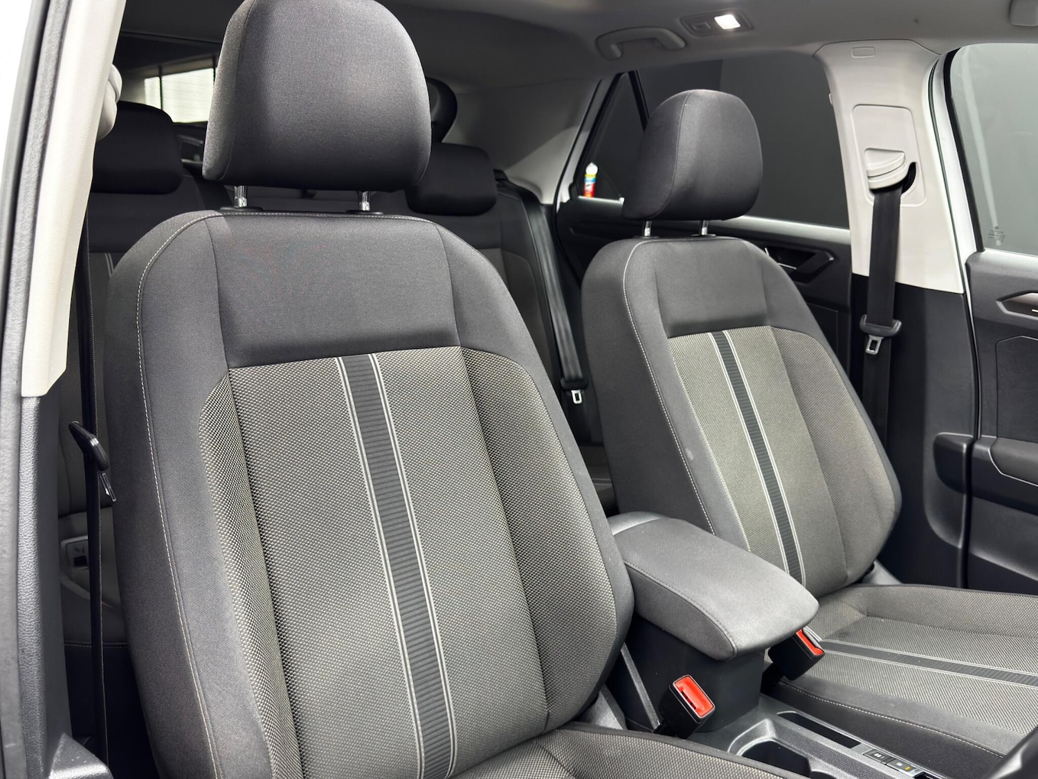 Used Volkswagen T-Roc 2019 for sale - 76441159: Photo 12