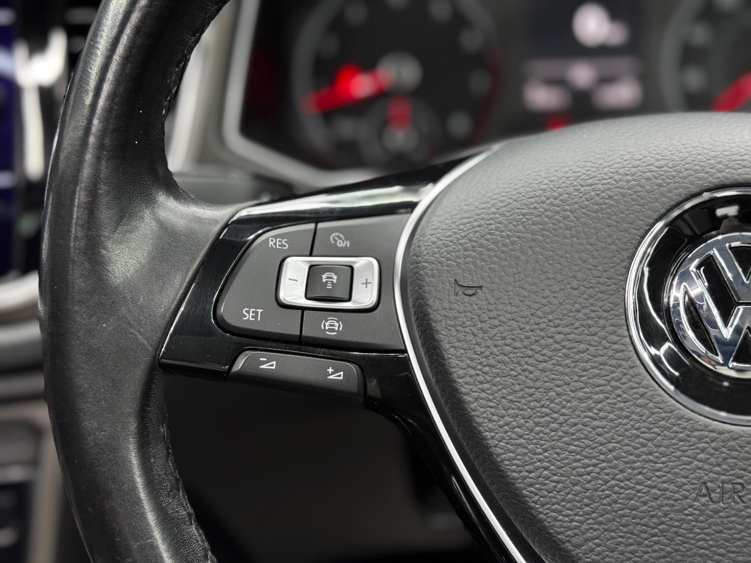 Used Volkswagen T-Roc 2019 for sale - 76441159: Photo 20