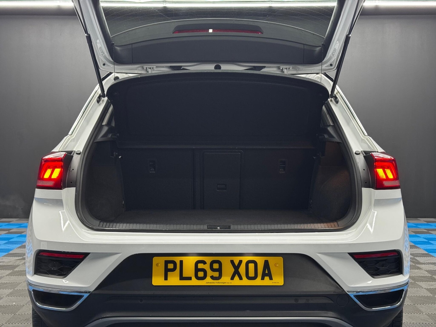 Used Volkswagen T-Roc 2019 for sale - 76441159: Photo 43