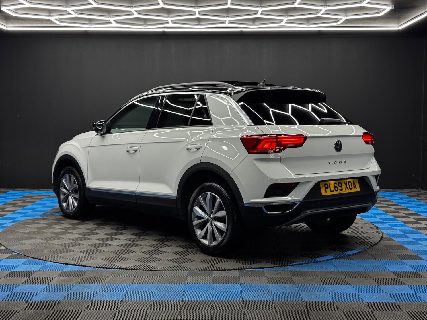 Used Volkswagen T-Roc 2019 for sale - 76441159: Photo 7