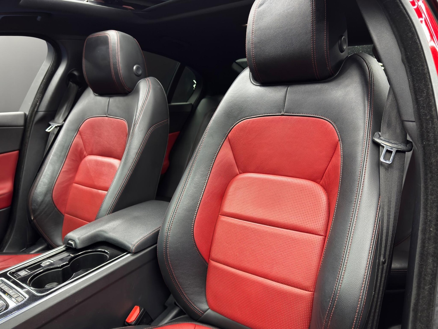 Used Jaguar XE for sale - 77237853: Photo 14