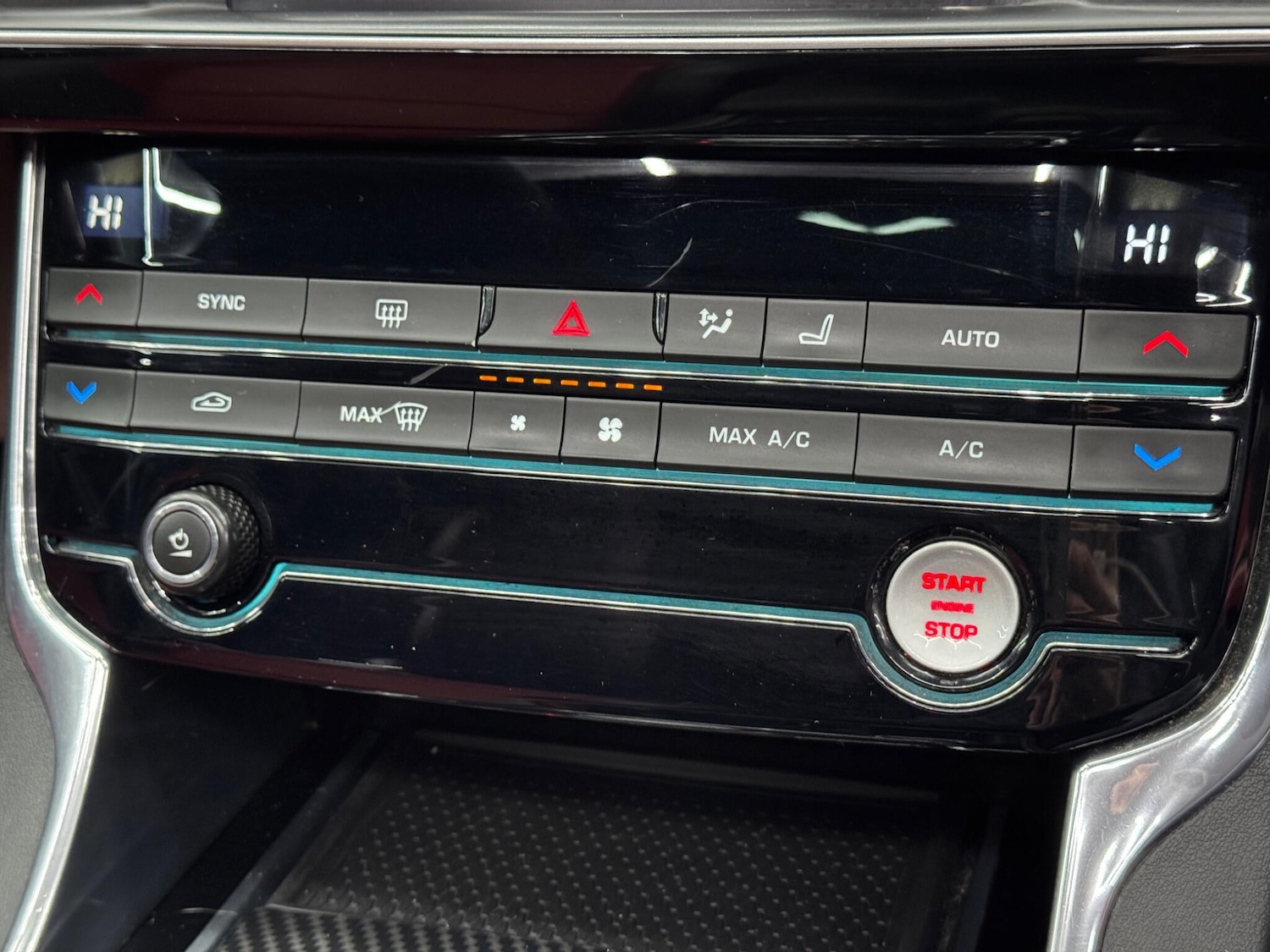 Used Jaguar XE for sale - 77237853: Photo 26