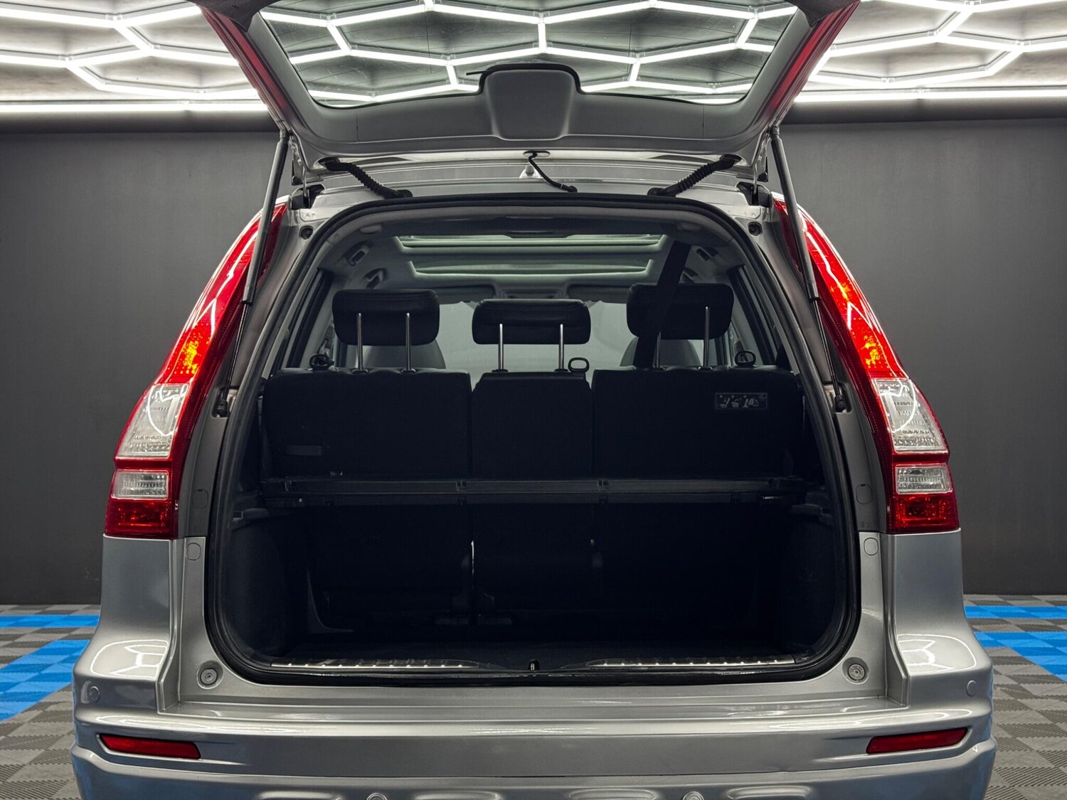 Used Honda CR-V 2011 for sale - 77496352: Photo 32