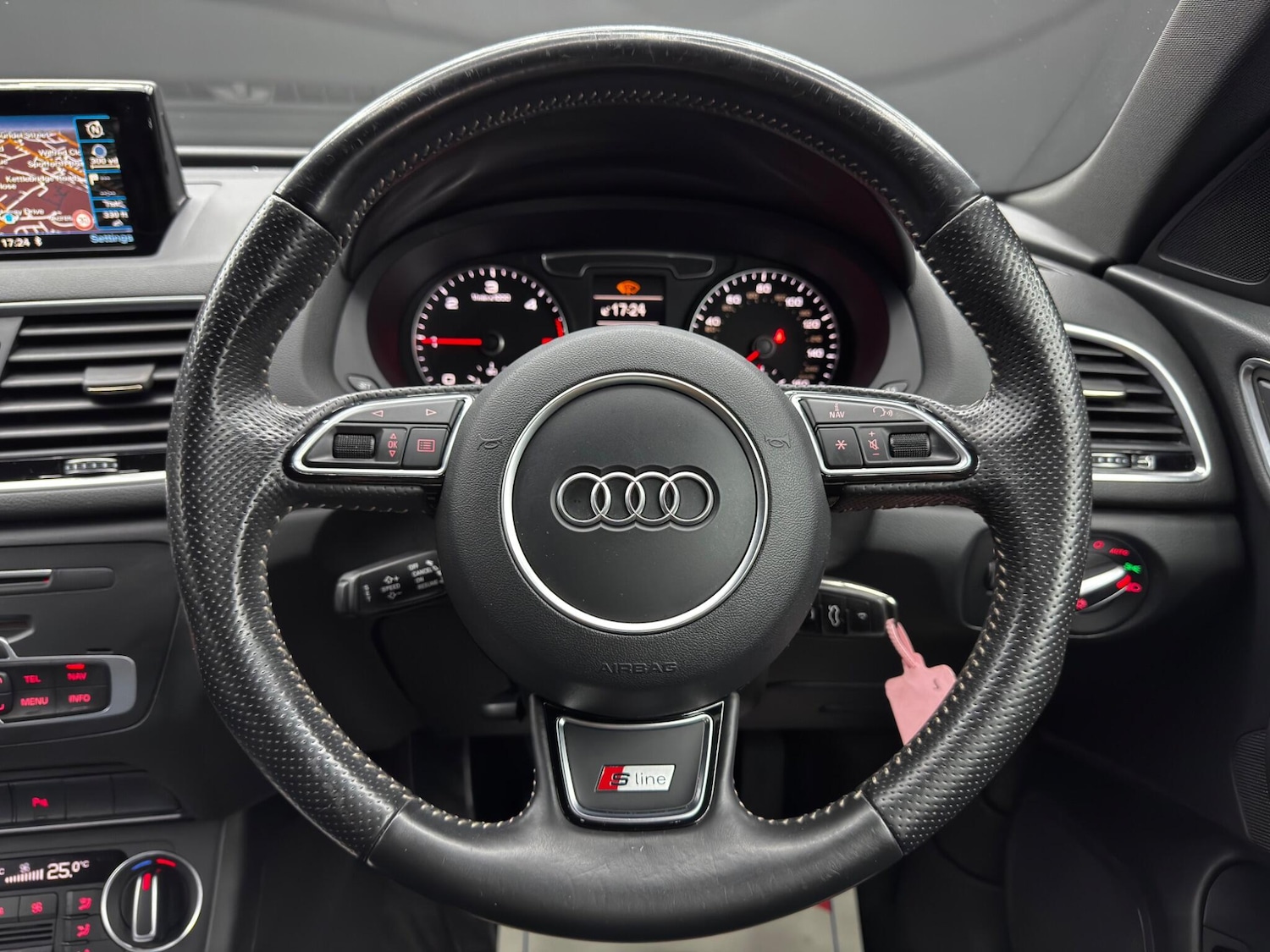 Used Audi Q3 2016 for sale - 76446561: Photo 19