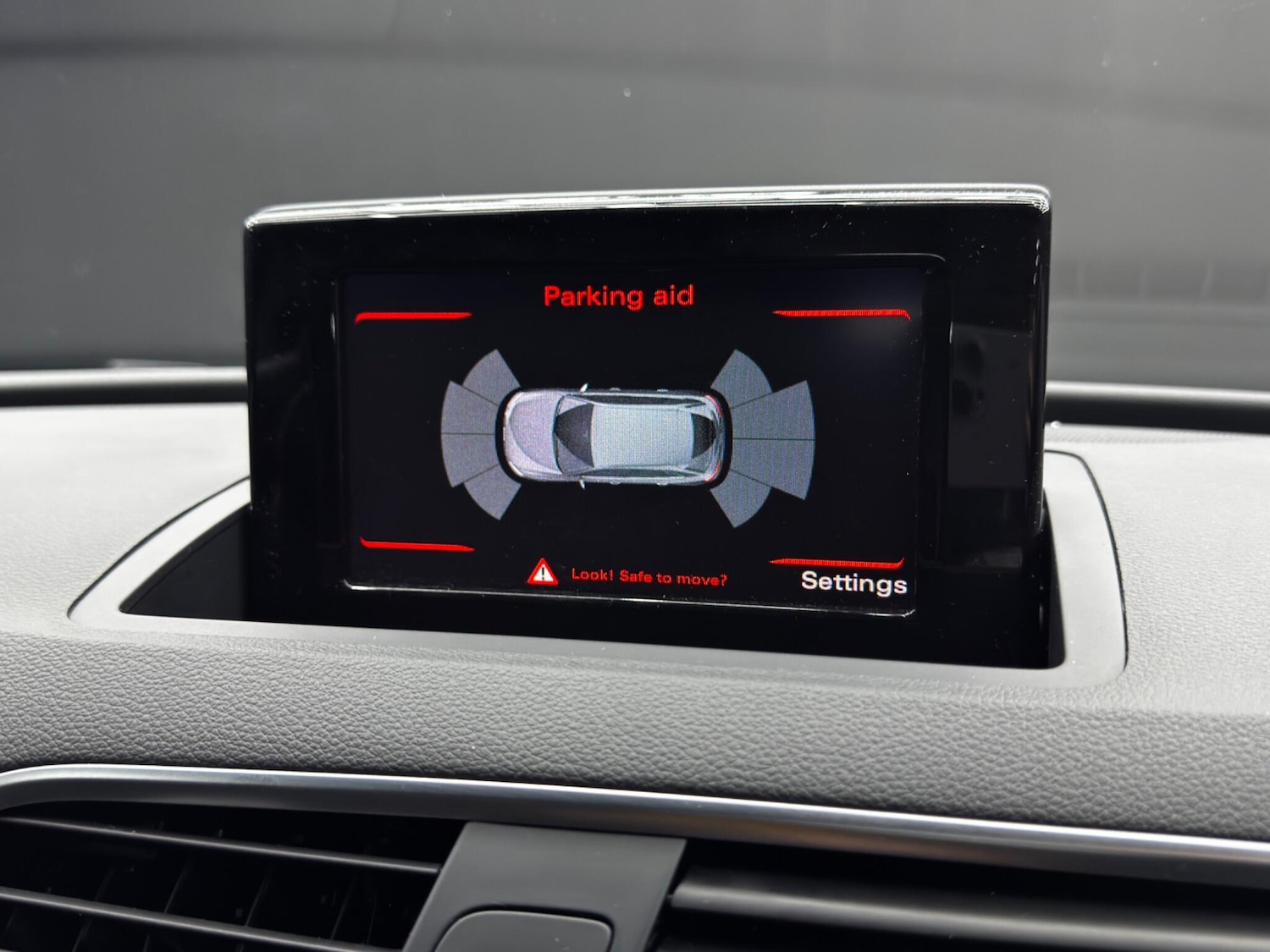 Used Audi Q3 2016 for sale - 76446561: Photo 37