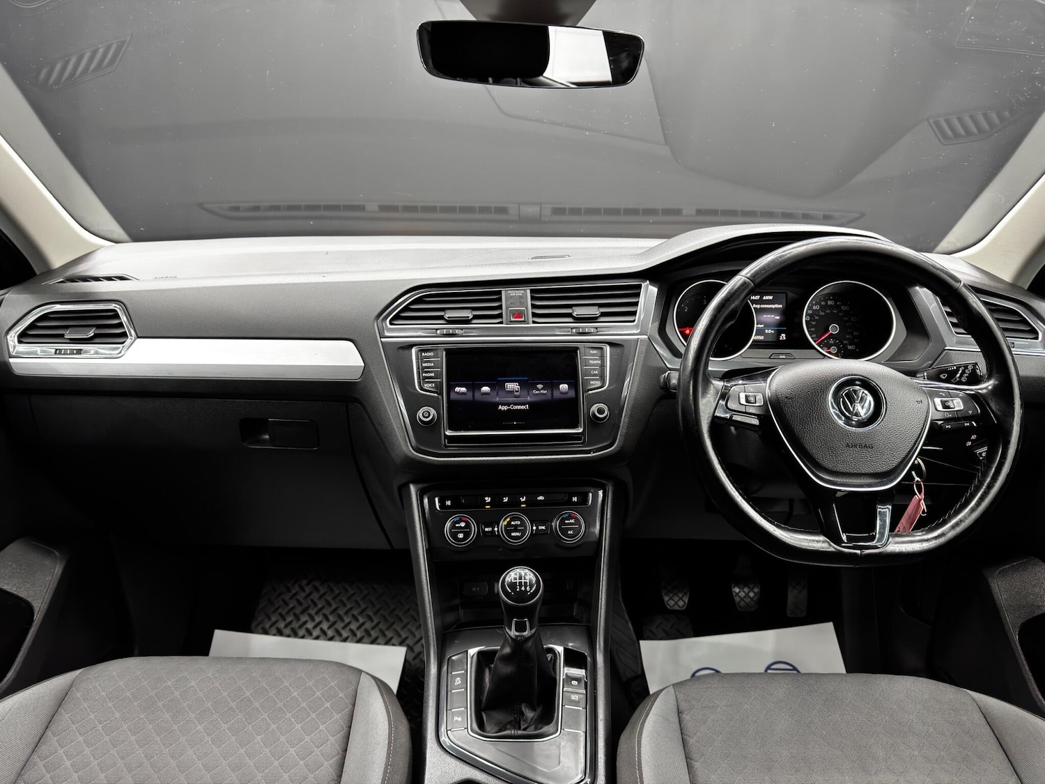 Used Volkswagen Tiguan 2016 for sale - 76865614: Photo 10