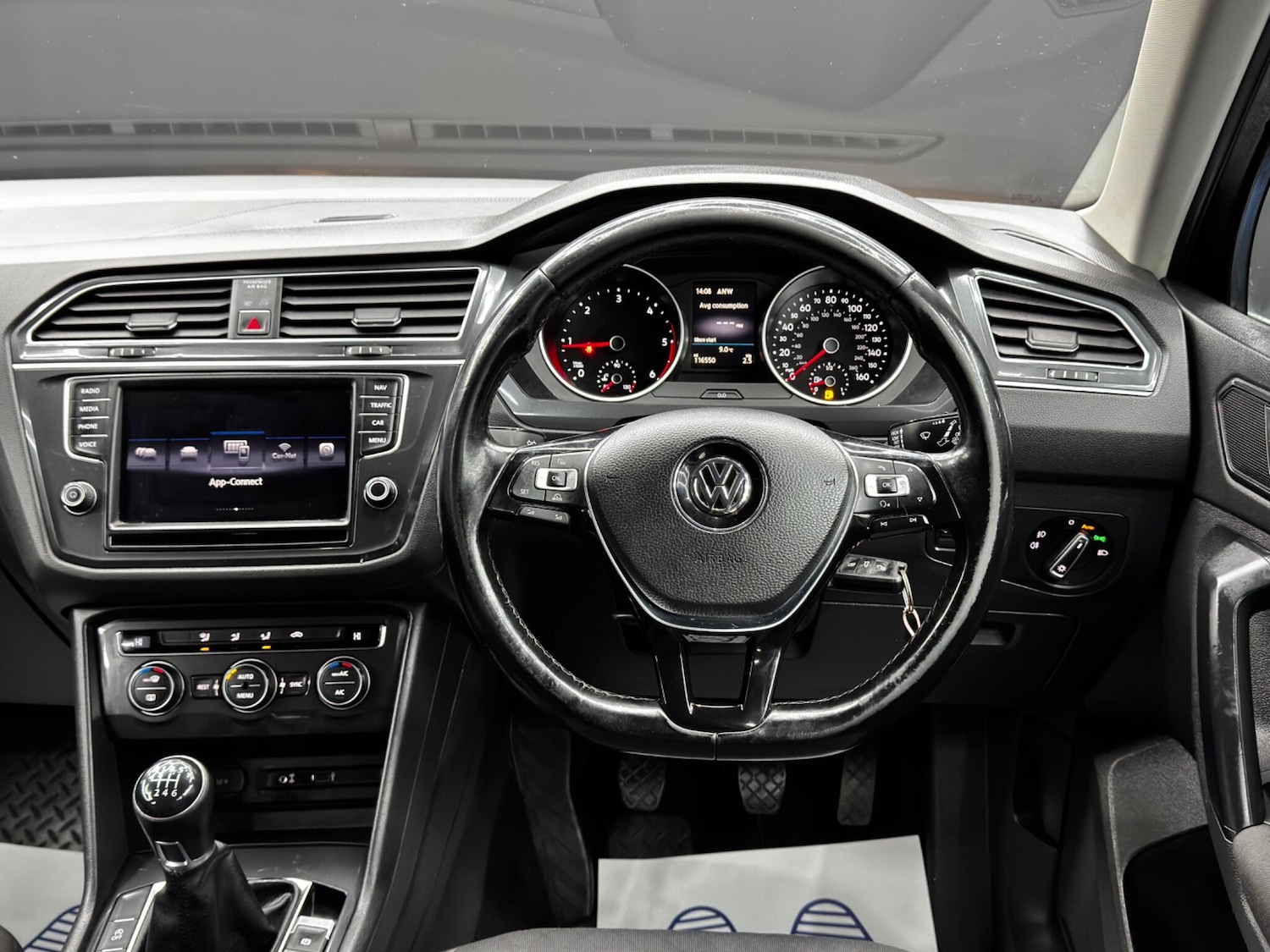 Used Volkswagen Tiguan 2016 for sale - 76865614: Photo 18