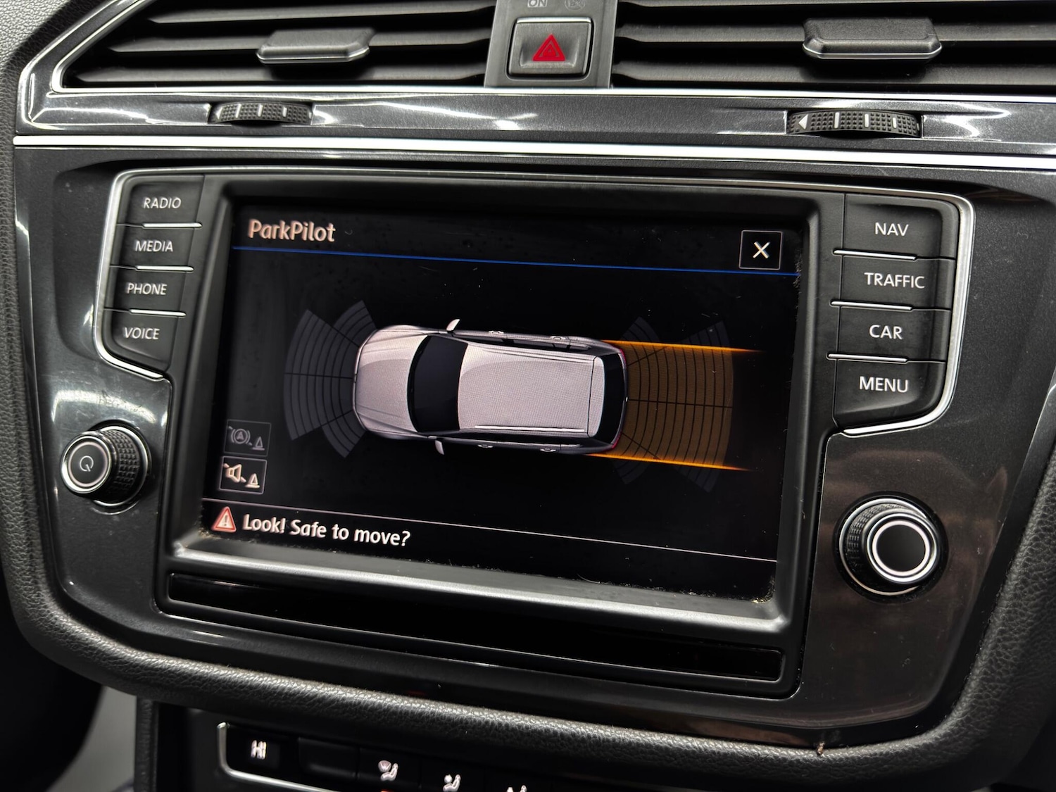 Used Volkswagen Tiguan 2016 for sale - 76865614: Photo 35