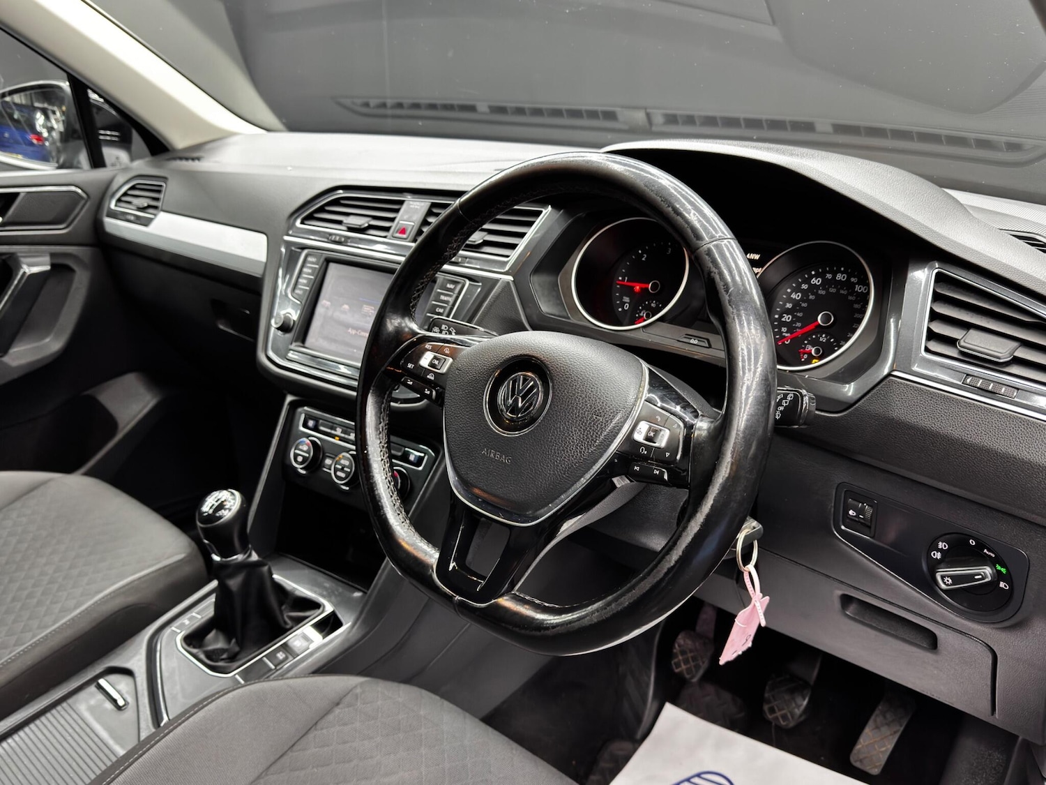 Used Volkswagen Tiguan 2016 for sale - 76865614: Photo 9