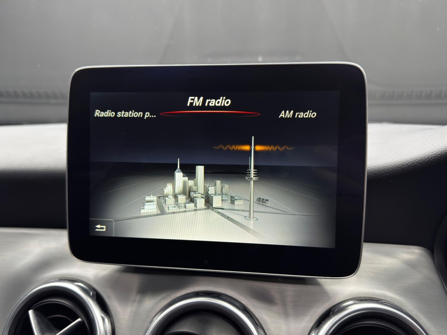 Used Mercedes-Benz GLA for sale - 77940780: Photo 29