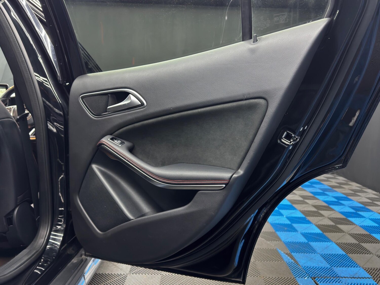 Used Mercedes-Benz GLA for sale - 77940780: Photo 42