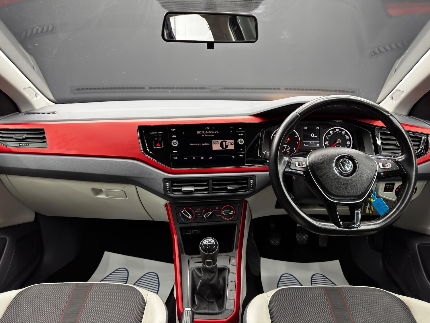 Used Volkswagen Polo 2019 for sale - 76689368: Photo 10