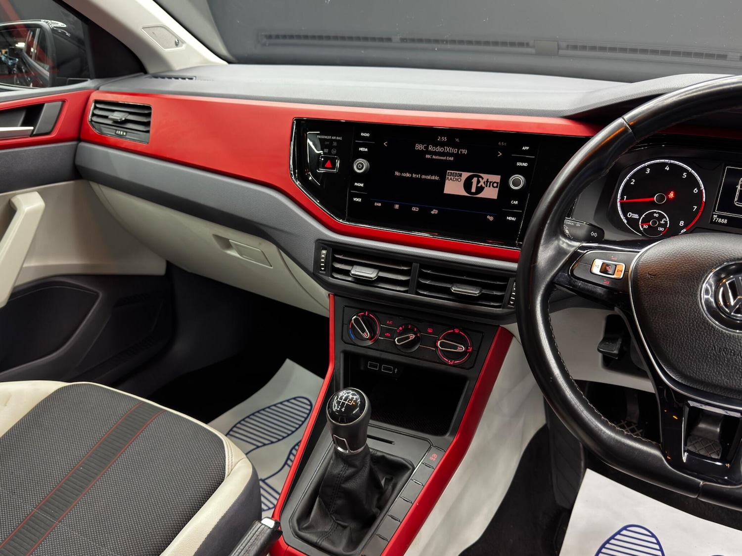 Used Volkswagen Polo 2019 for sale - 76689368: Photo 23