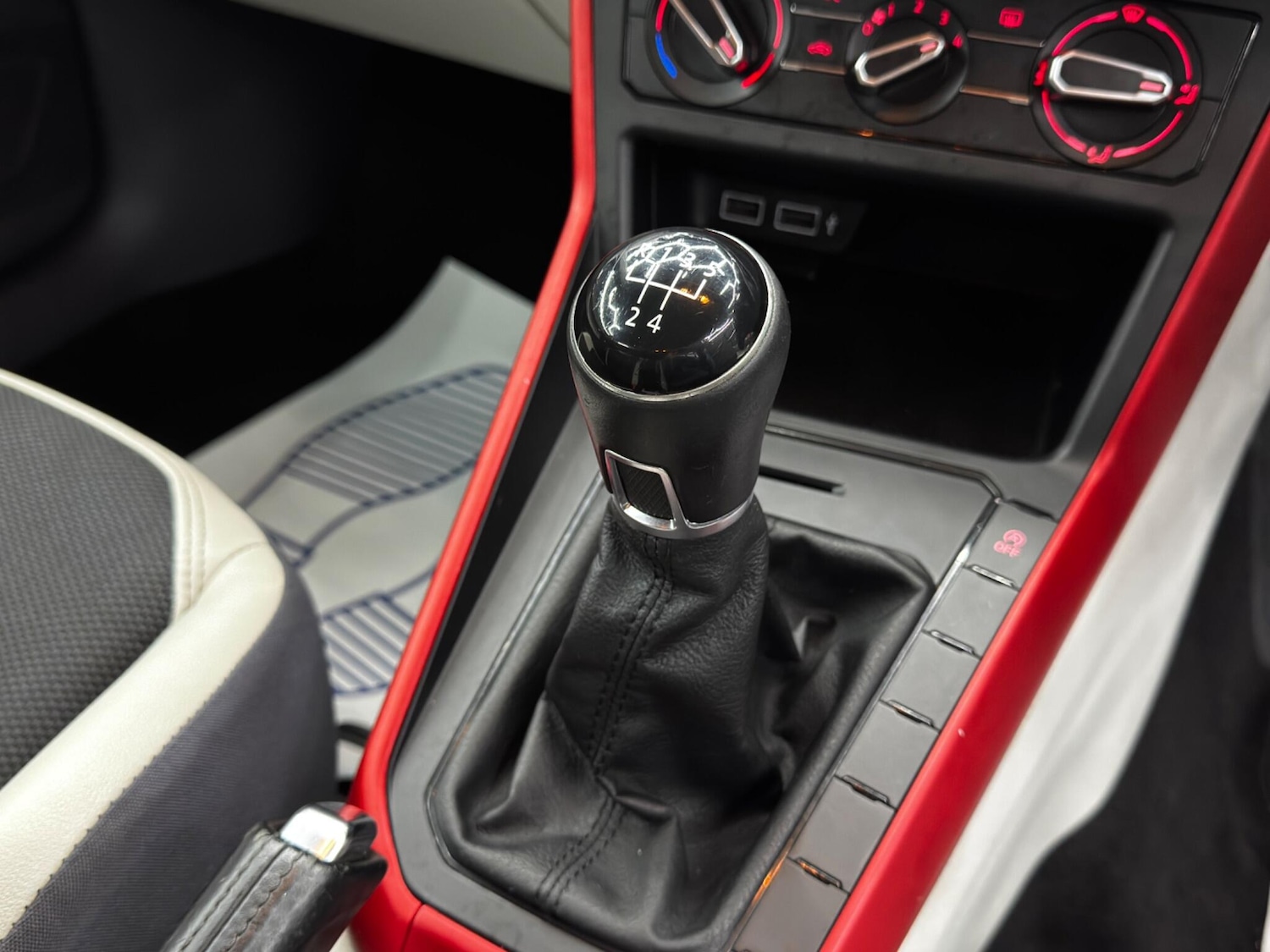 Used Volkswagen Polo 2019 for sale - 76689368: Photo 25