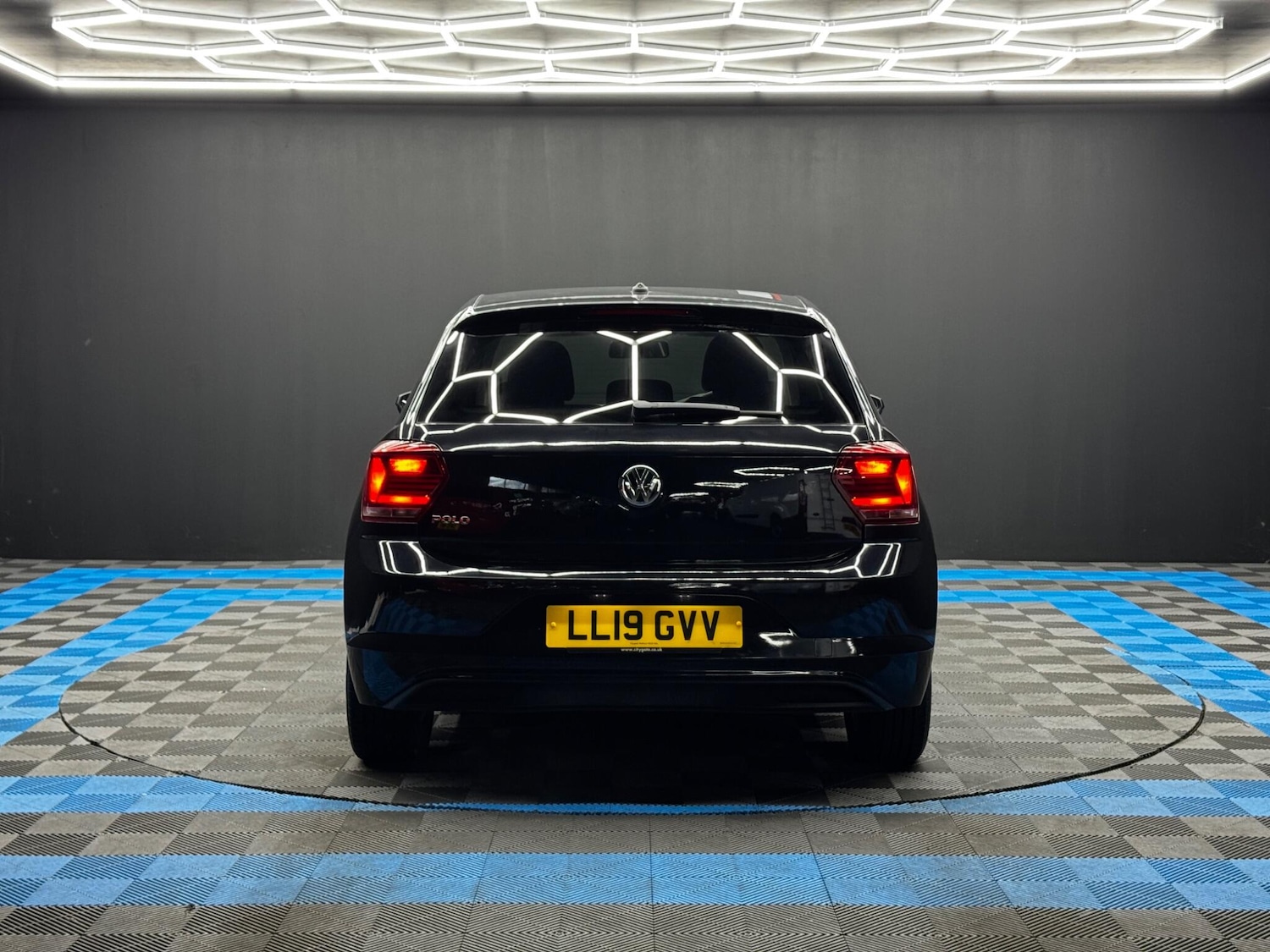 Used Volkswagen Polo 2019 for sale - 76689368: Photo 6