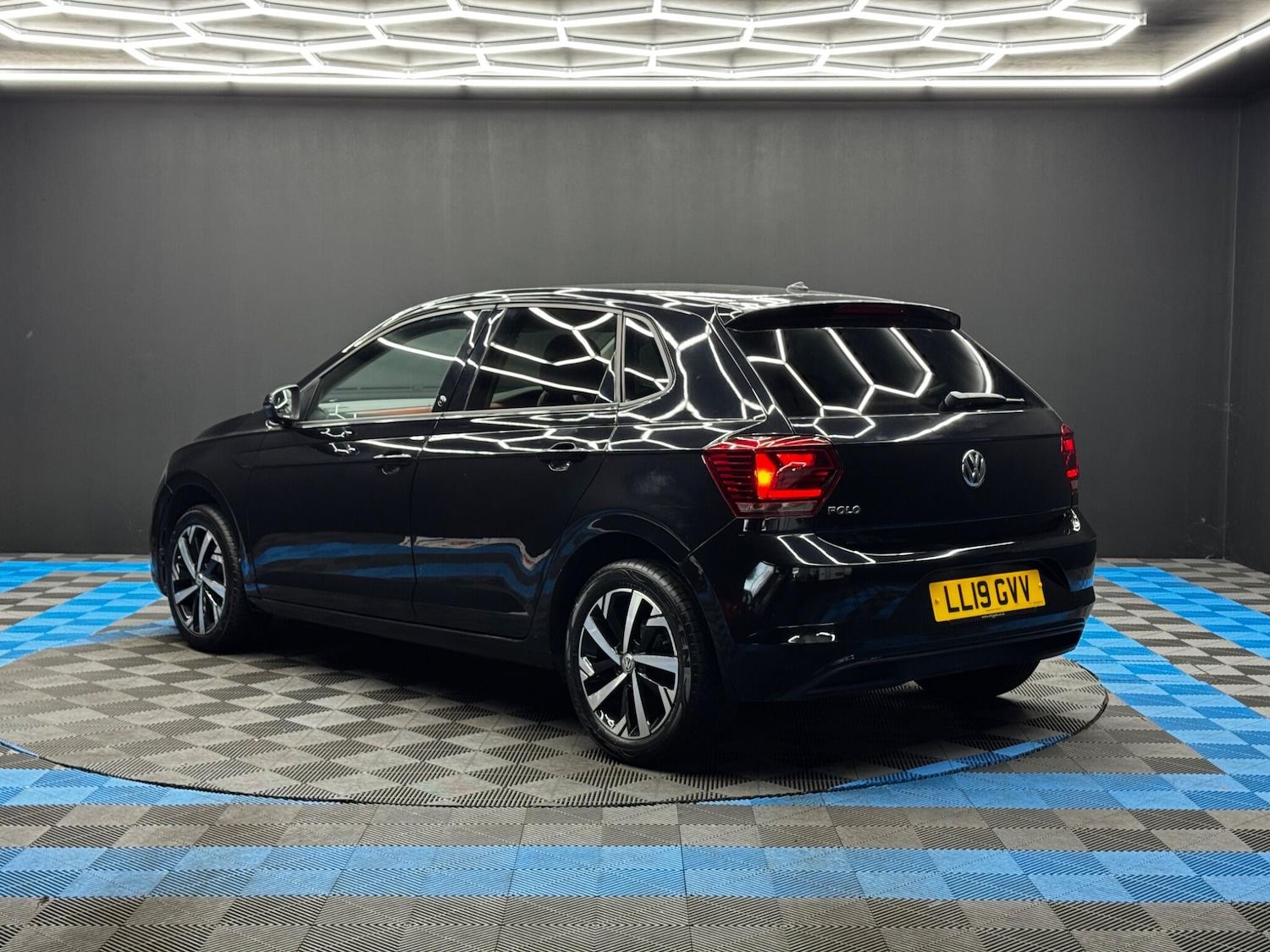 Used Volkswagen Polo 2019 for sale - 76689368: Photo 7