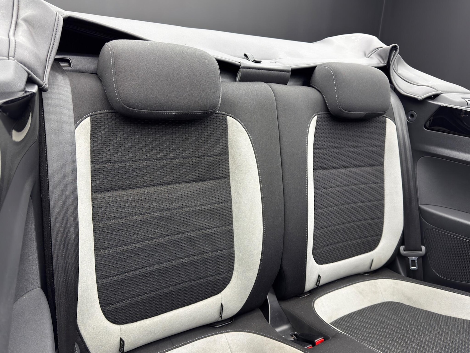 Used Volkswagen Beetle 2017 for sale - 77537259: Photo 15