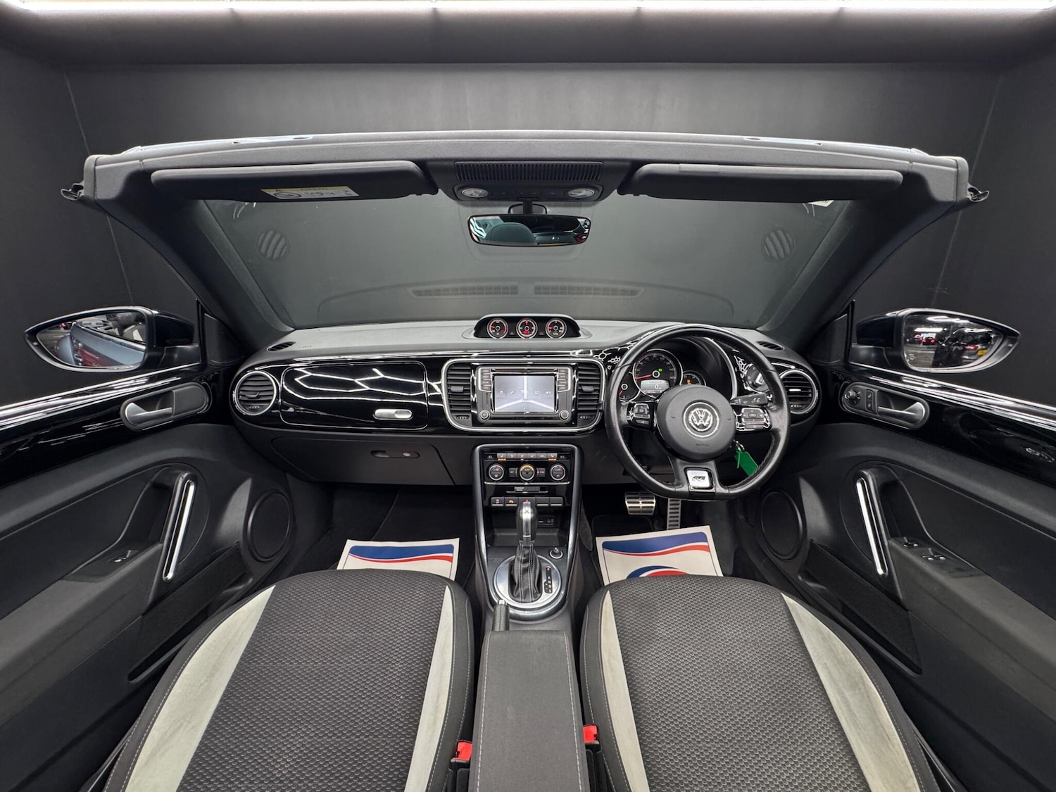 Used Volkswagen Beetle 2017 for sale - 77537259: Photo 16