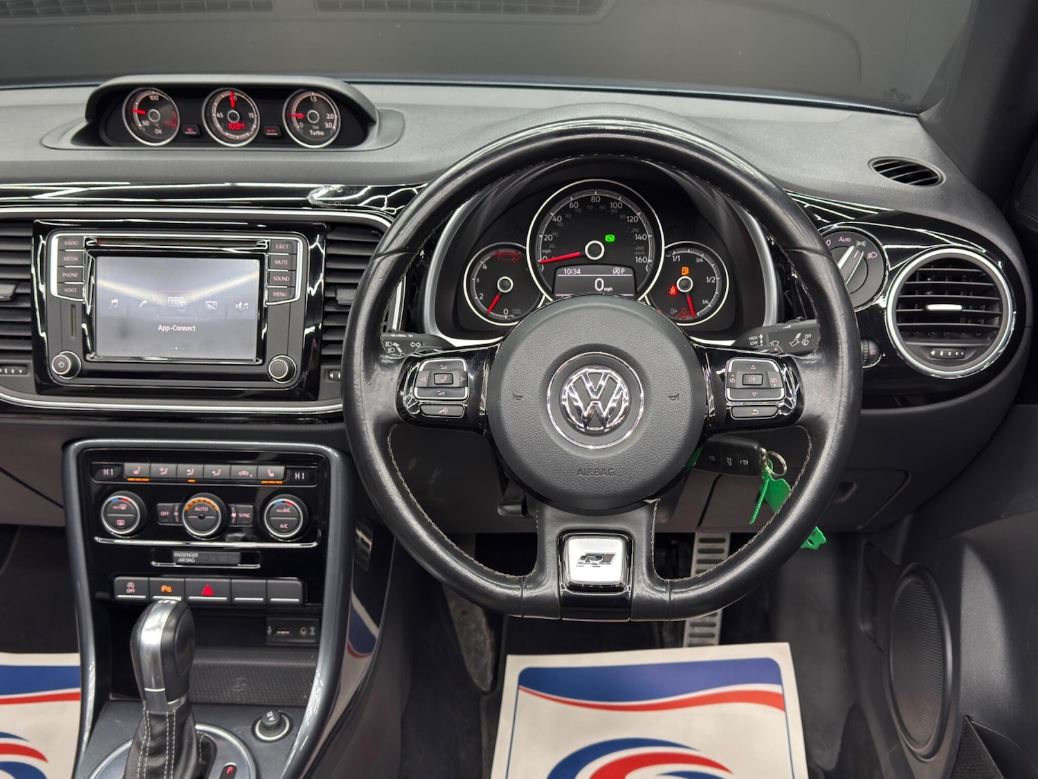 Used Volkswagen Beetle 2017 for sale - 77537259: Photo 17