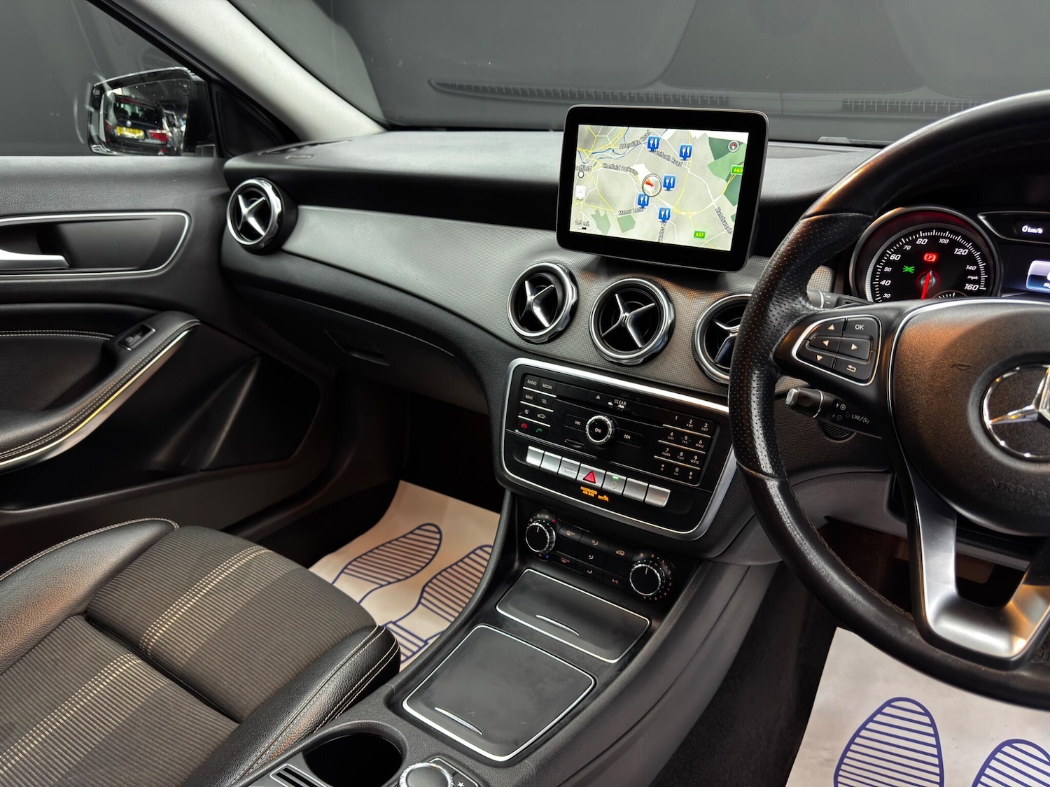 Used Mercedes-Benz GLA 2019 for sale - 76377442: Photo 22
