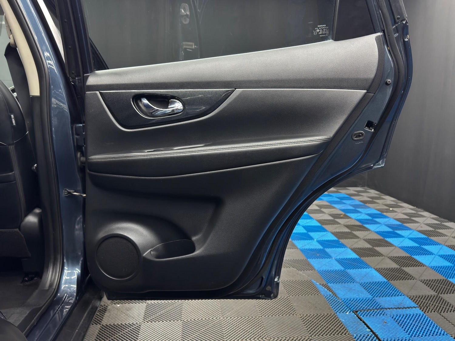 Used Nissan X-Trail 2017 for sale - 78100692: Photo 42