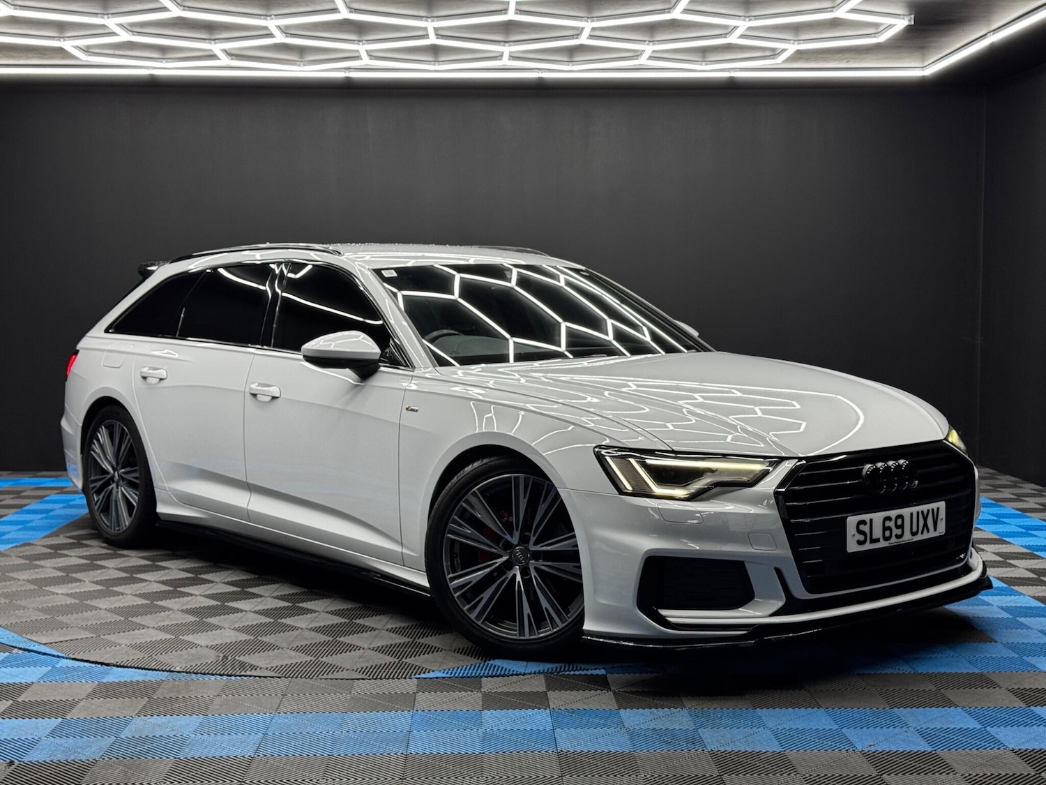 Used Audi A6 2019 for sale - 76850291: Photo 1