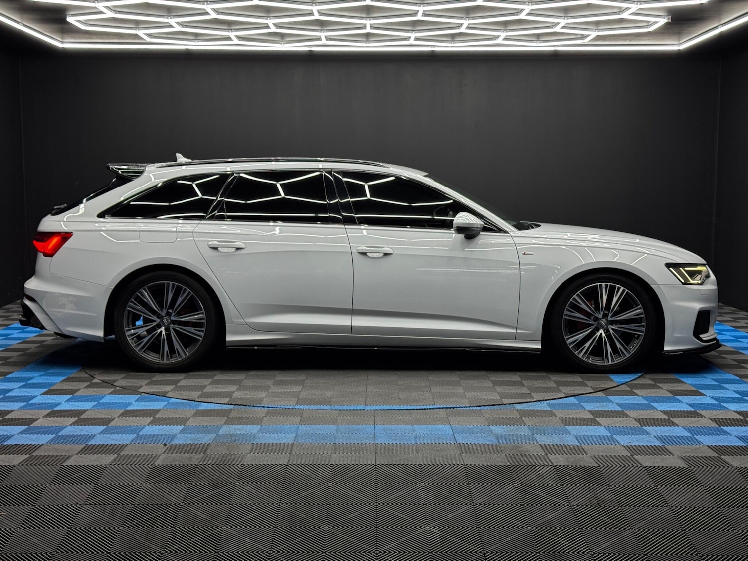 Used Audi A6 2019 for sale - 76850291: Photo 4