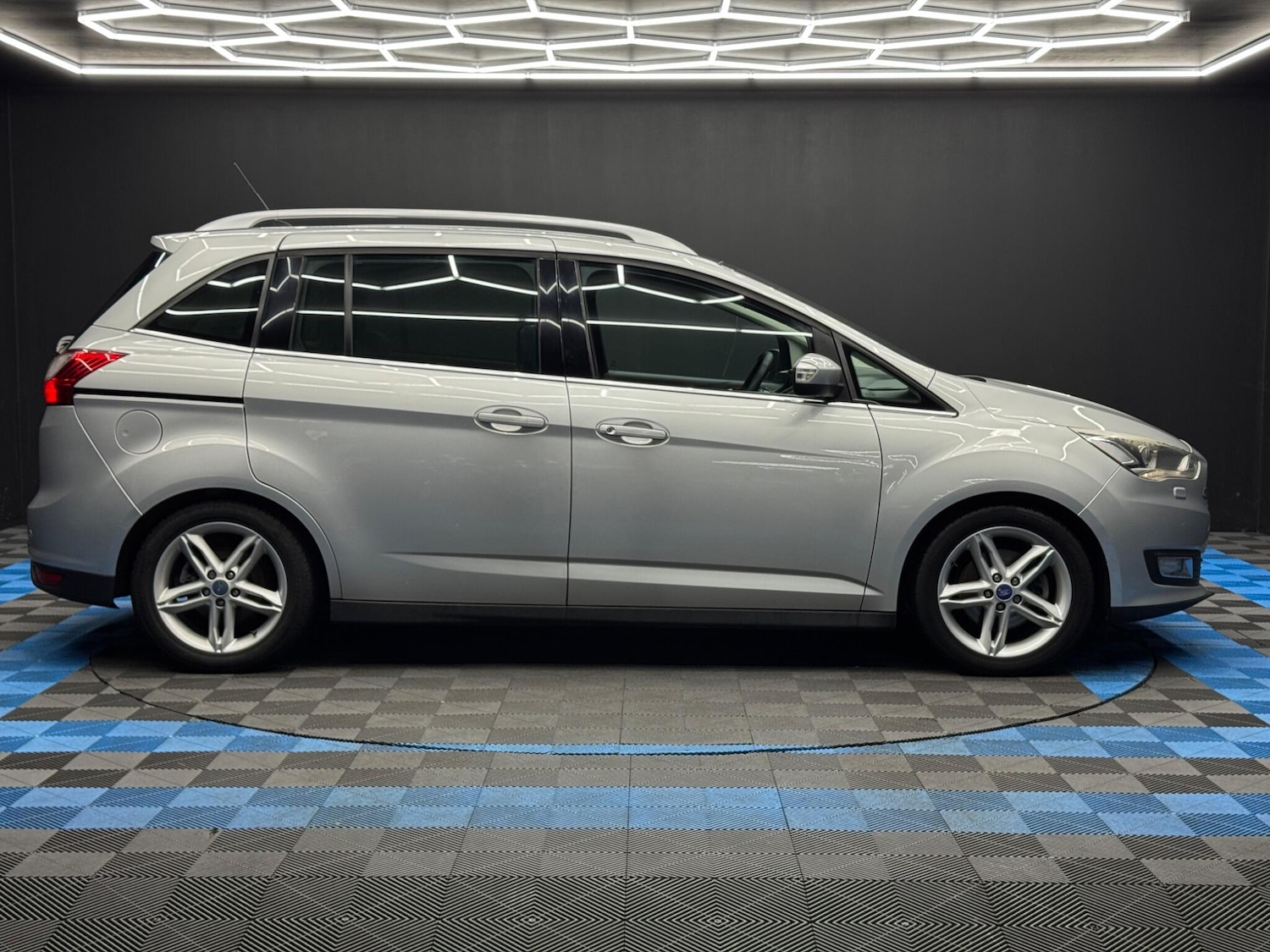 Used Ford Grand C-Max for sale - 77237922: Photo 4