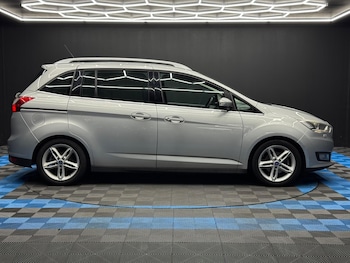 Used Ford Grand C-Max 2015 for sale - 77237922: Photo