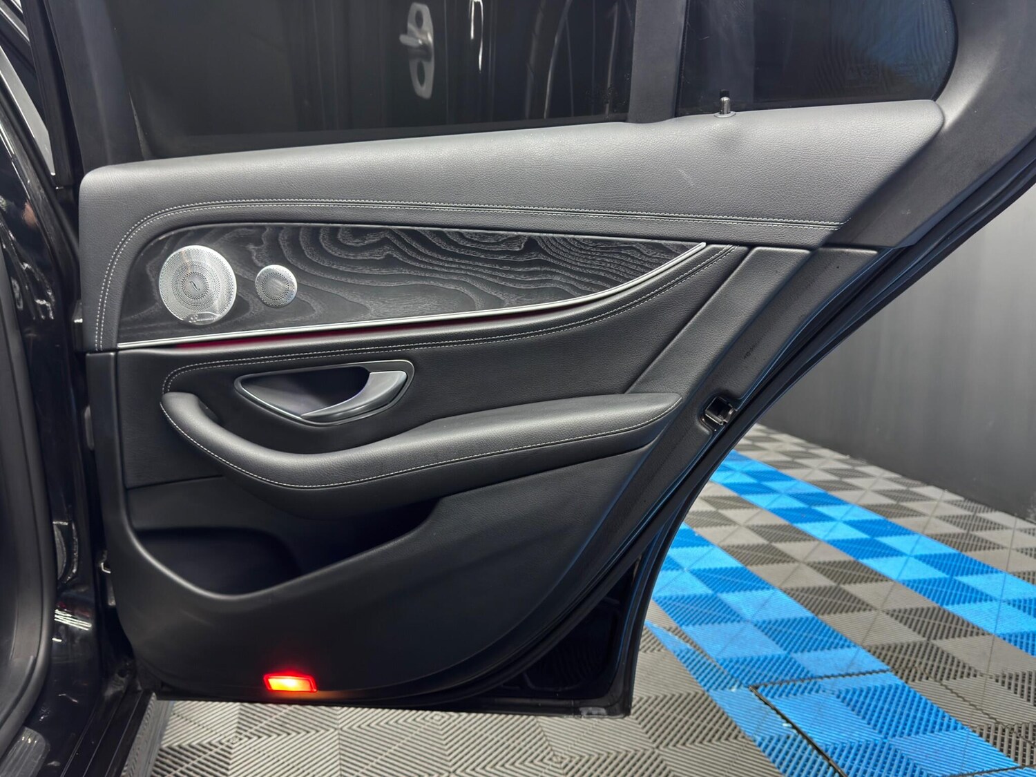 Used Mercedes-Benz E Class 2020 for sale - 77468405: Photo 46