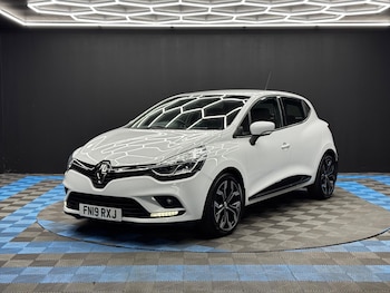 Used Renault Clio 2019 for sale - 79496556: Photo
