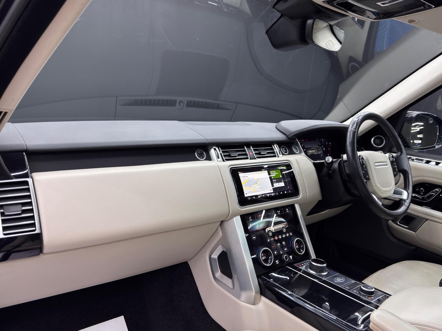 Used Land Rover Range Rover 2019 for sale - 76360700: Photo 11