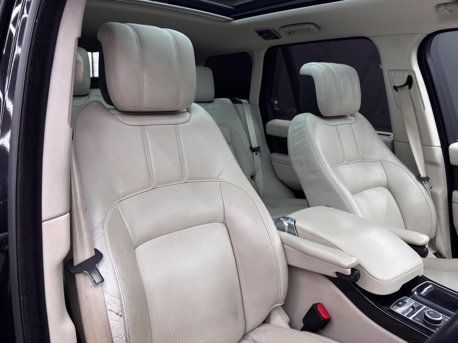 Used Land Rover Range Rover 2019 for sale - 76360700: Photo 12