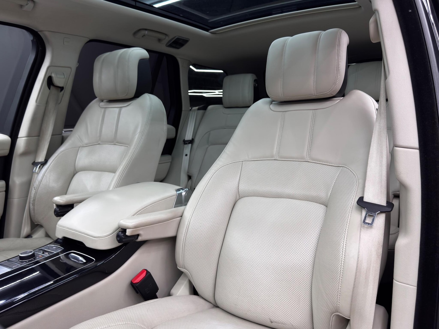 Used Land Rover Range Rover 2019 for sale - 76360700: Photo 14