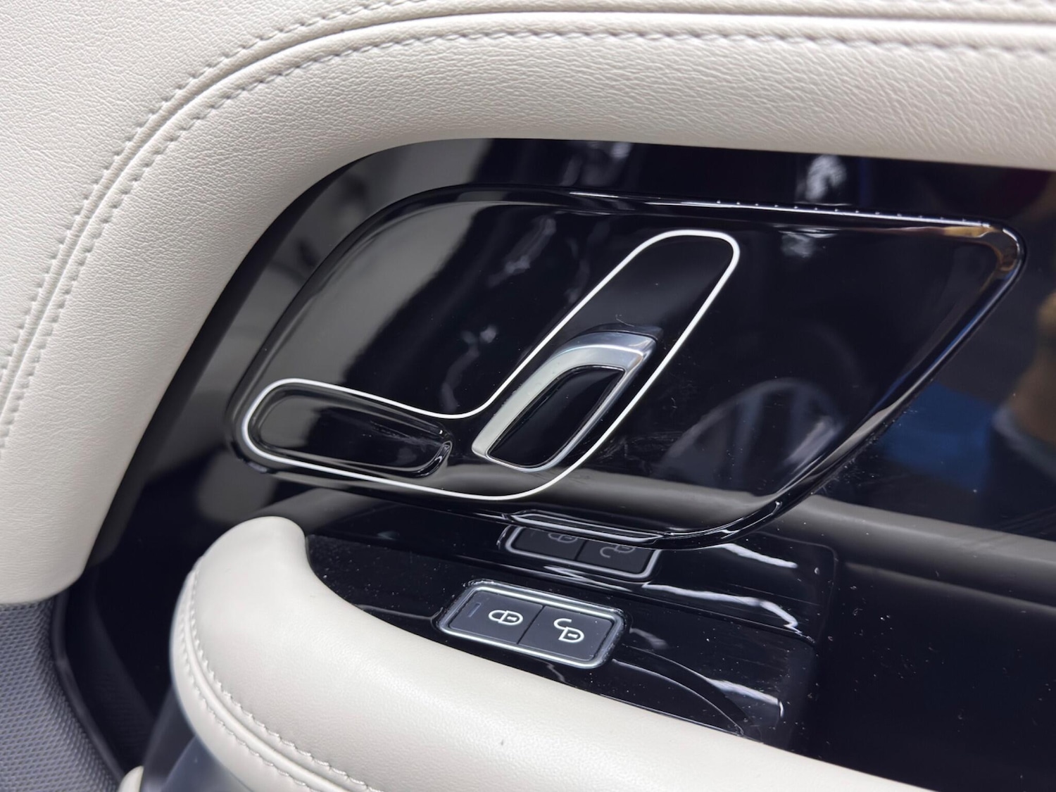 Used Land Rover Range Rover 2019 for sale - 76360700: Photo 53