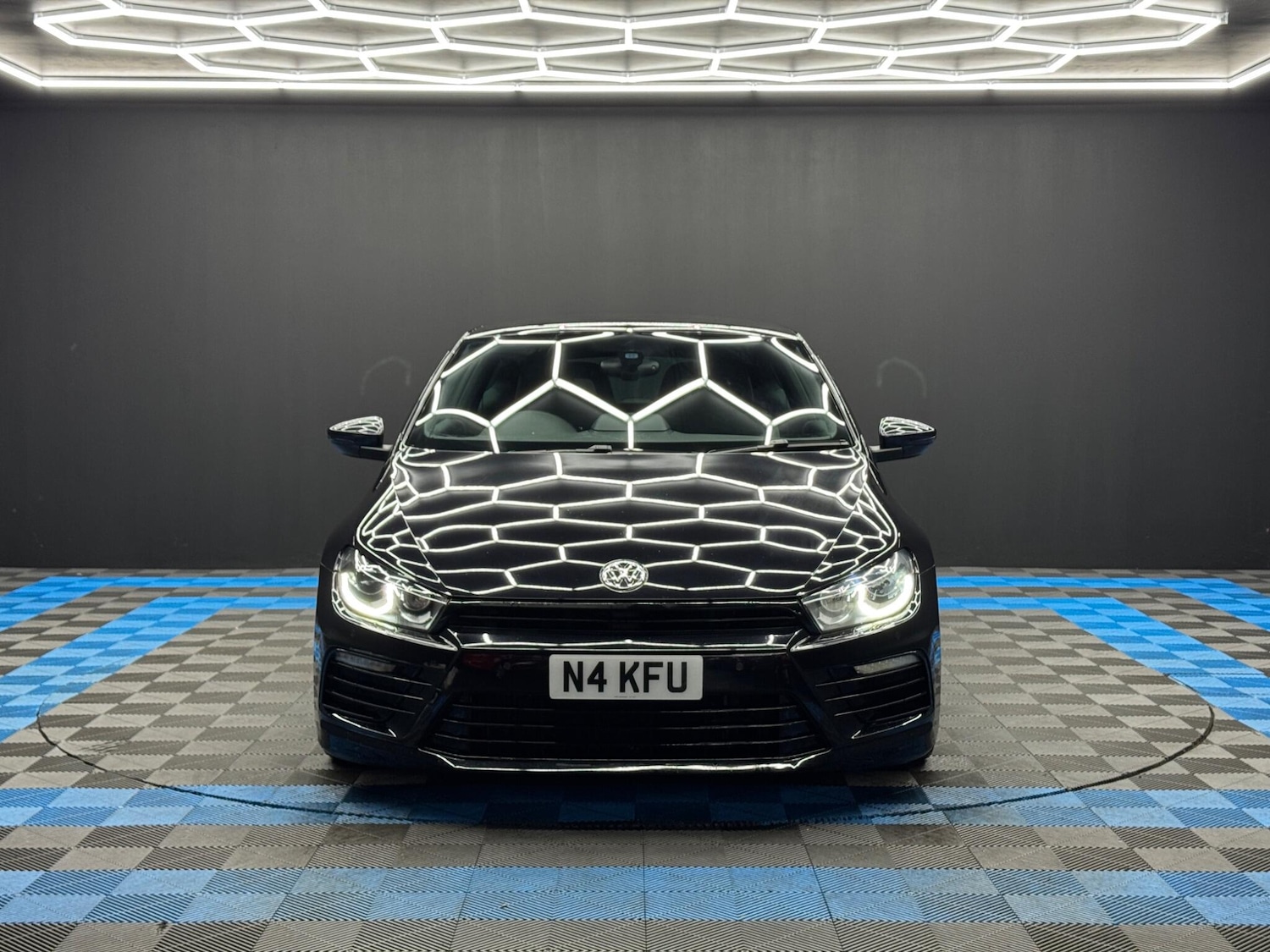 Used Volkswagen Scirocco for sale - 77484470: Photo 2